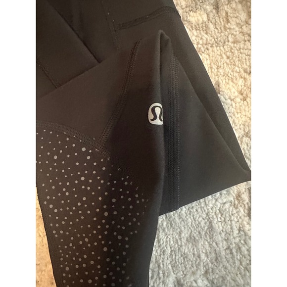 Lululemon Run Leggings Reflective Dot Cropped scalloped Athletic Pants Pockets 4 - Picture 9 of 12